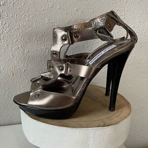 Steve Madden Strappy Leather Heels Size 7.5 EUC